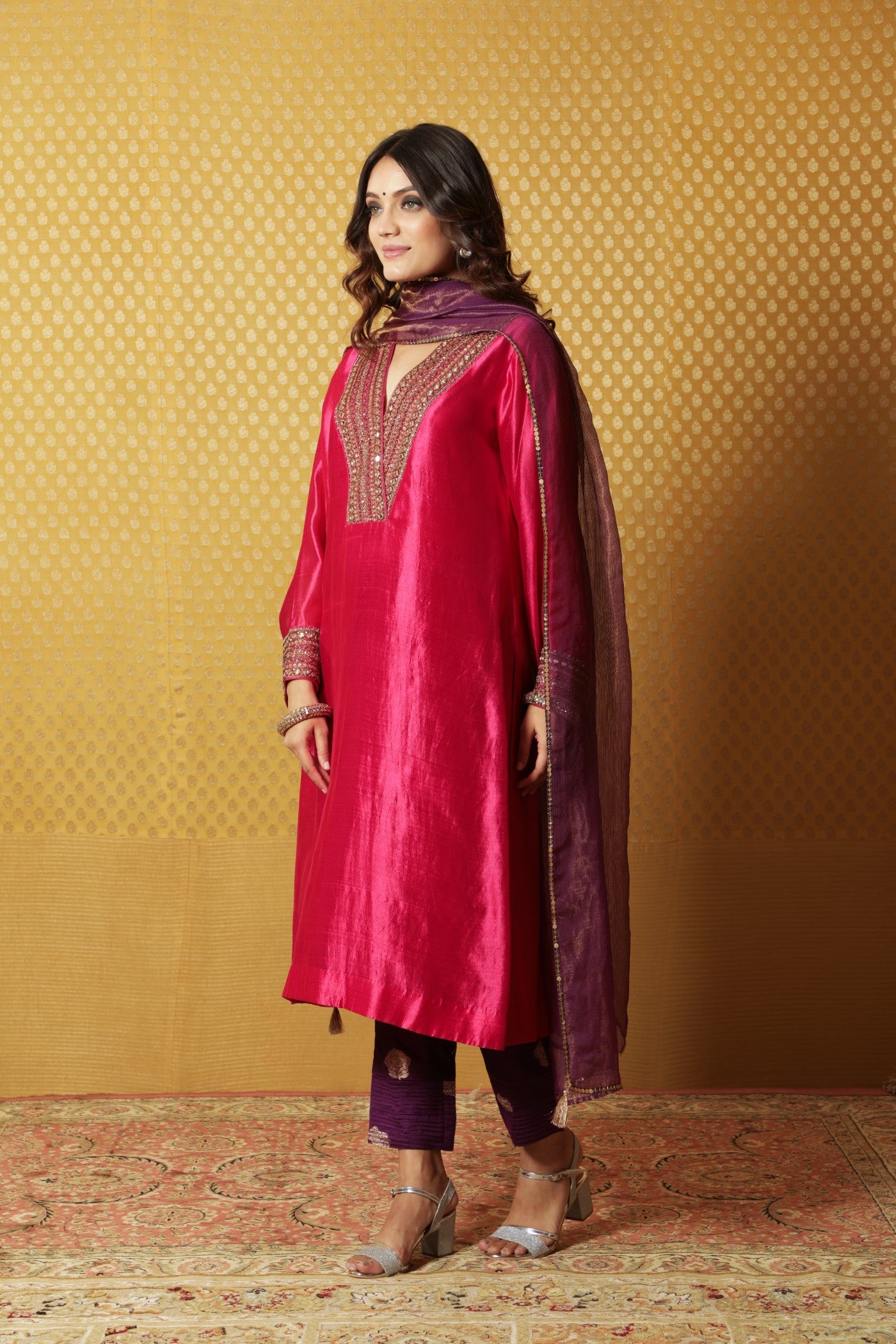 Hand-Embroidered Dusty Lime Pure Silk Kurta-Pants Set (Purple Pants & Dupatta)