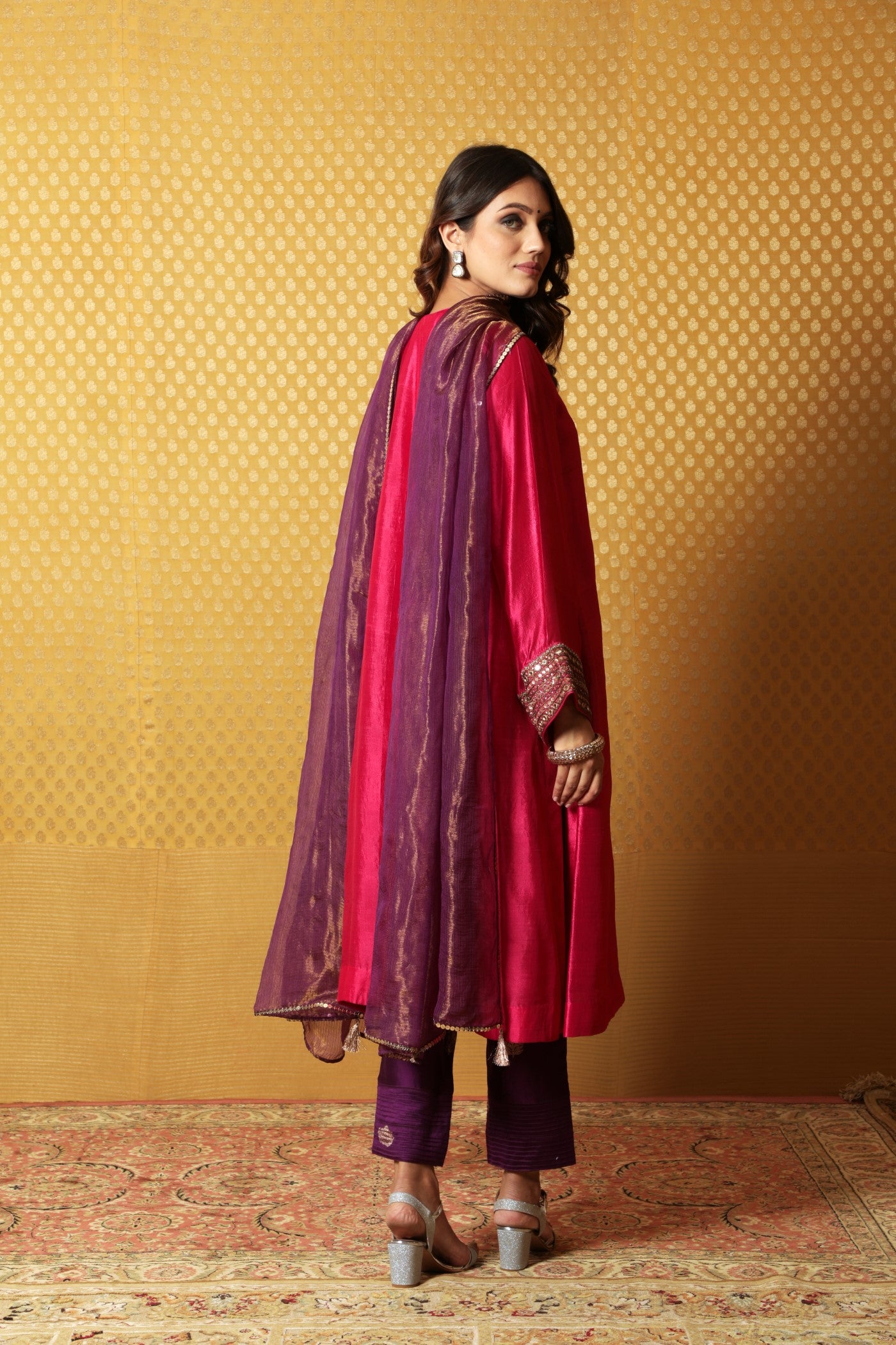 Hand-Embroidered Dusty Lime Pure Silk Kurta-Pants Set (Purple Pants & Dupatta)