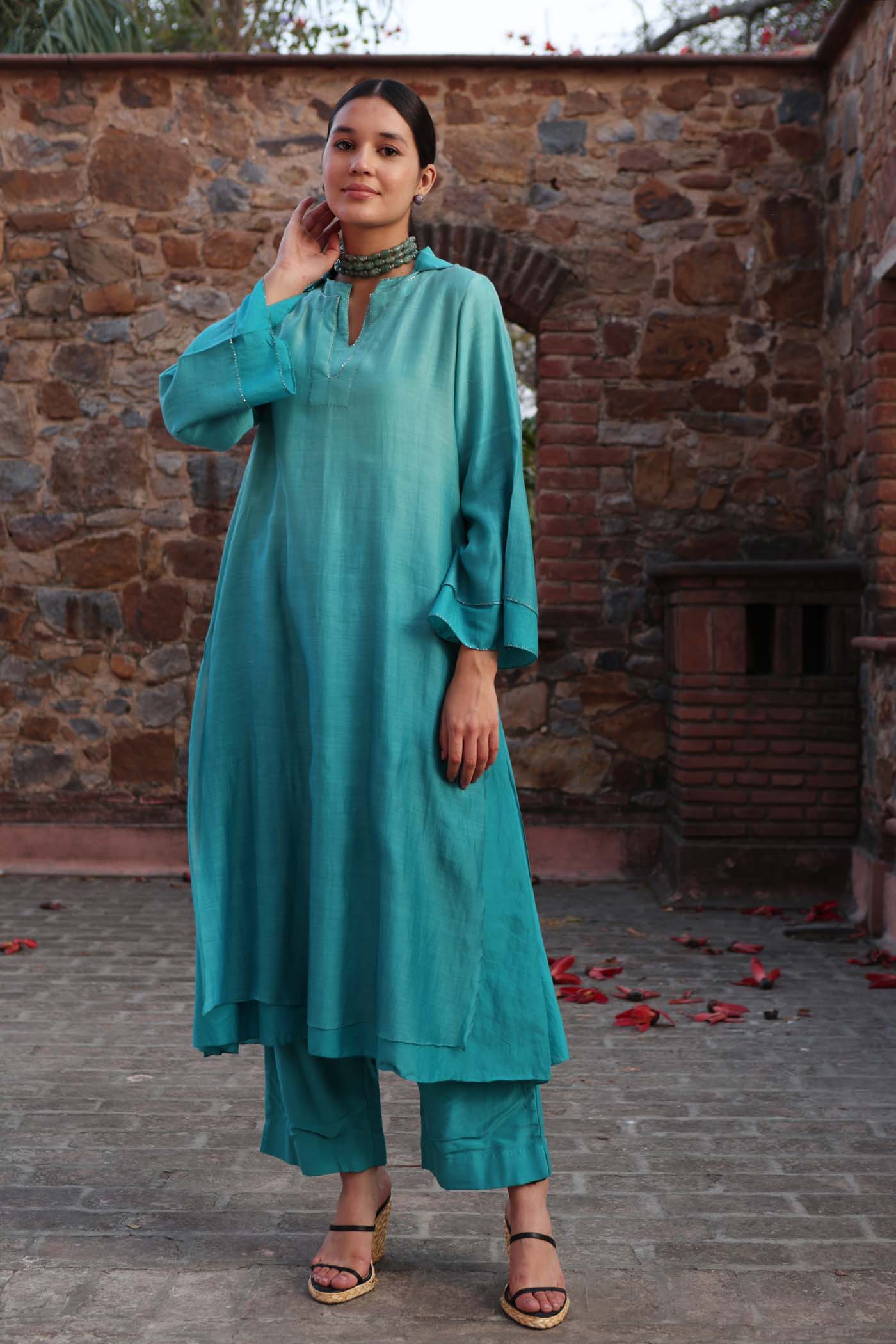 Sea-Blue Ombre Double-Layered Collared Pure Cotton-Silk Kurta-Pants Set