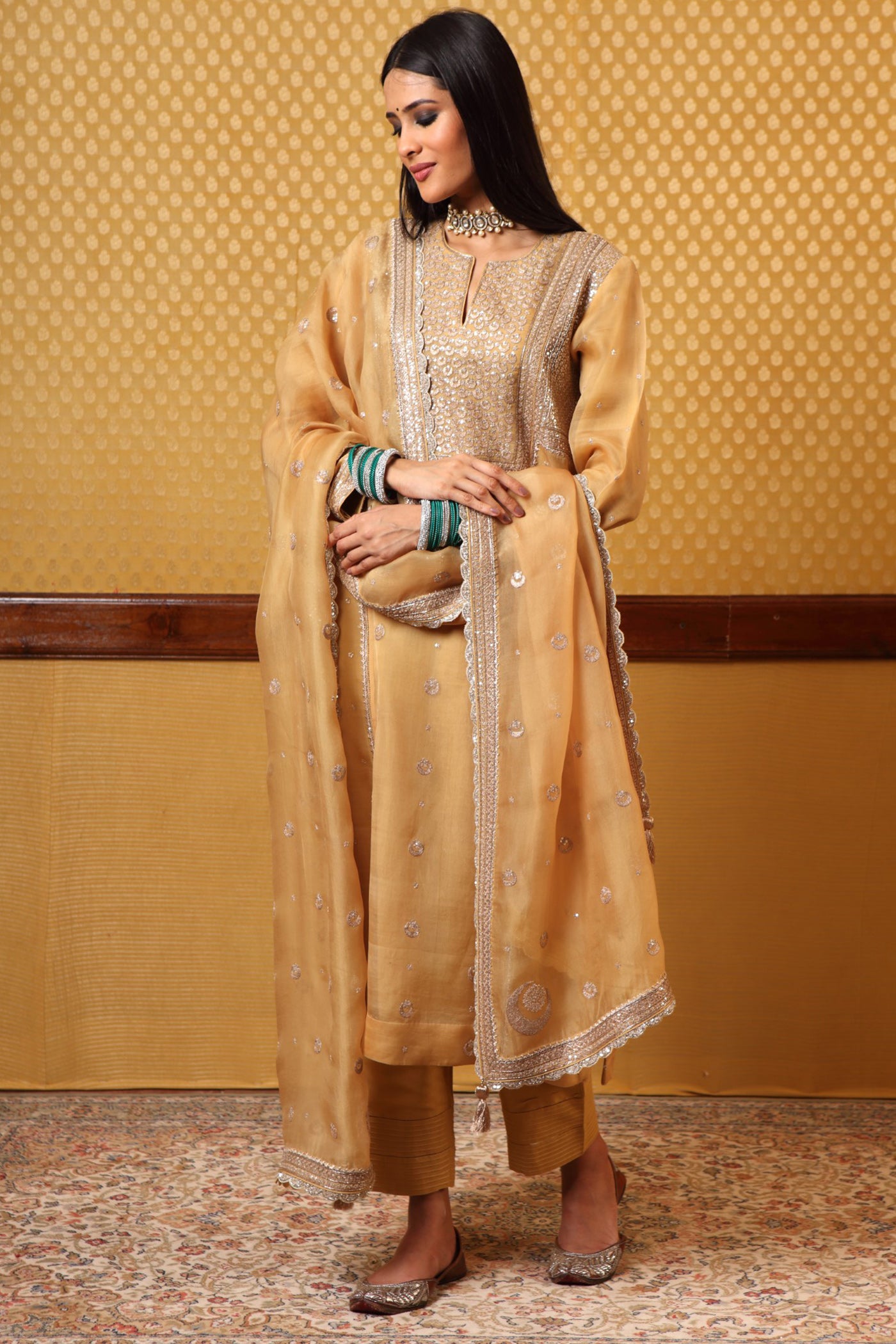 Handembroidered Yellow Pure Katansilk Chand Butta Kurtapants Set
