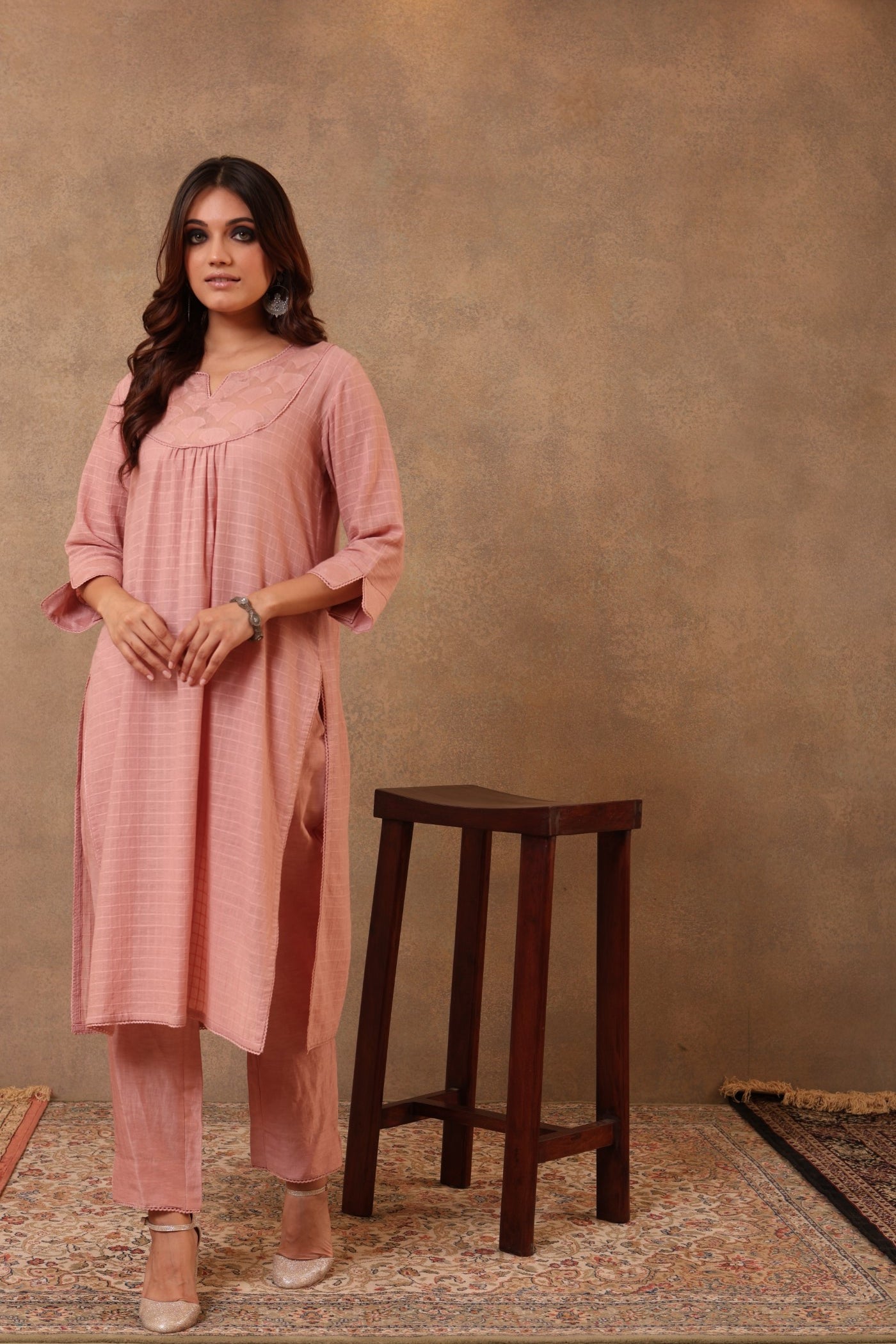 Old-Rose Co-Ord Set: Handloom Pure Cotton With Self-Checks Long Tunic Paired With Linen Blend (Viscose) Trousers