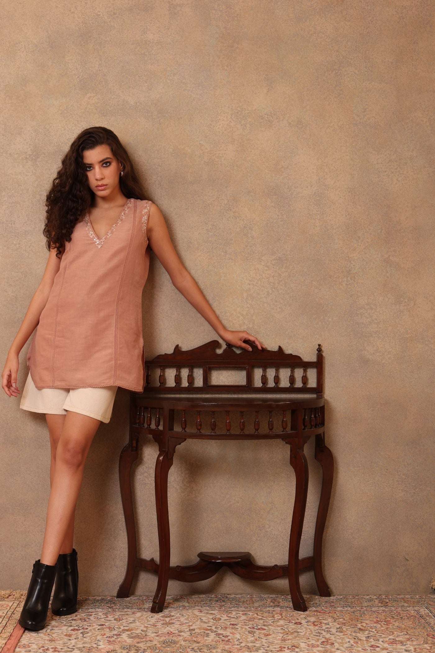 Evening-Sand Hand-Embroidered Handloom Pure Linen-Cotton Short Blouse (Without Sleeves) With Cotton Laces