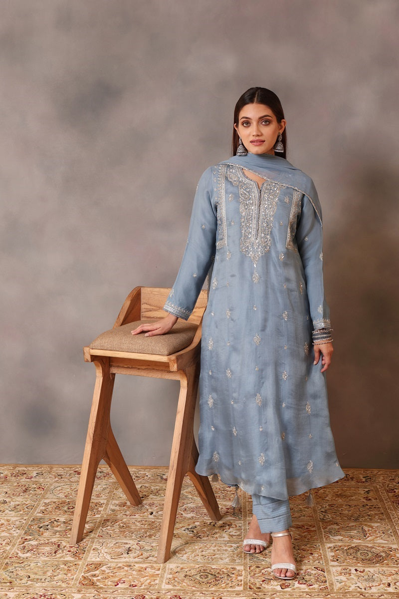 Hand Embroidered Shadow Blue Pure Silk Organza Kurta Pants Set