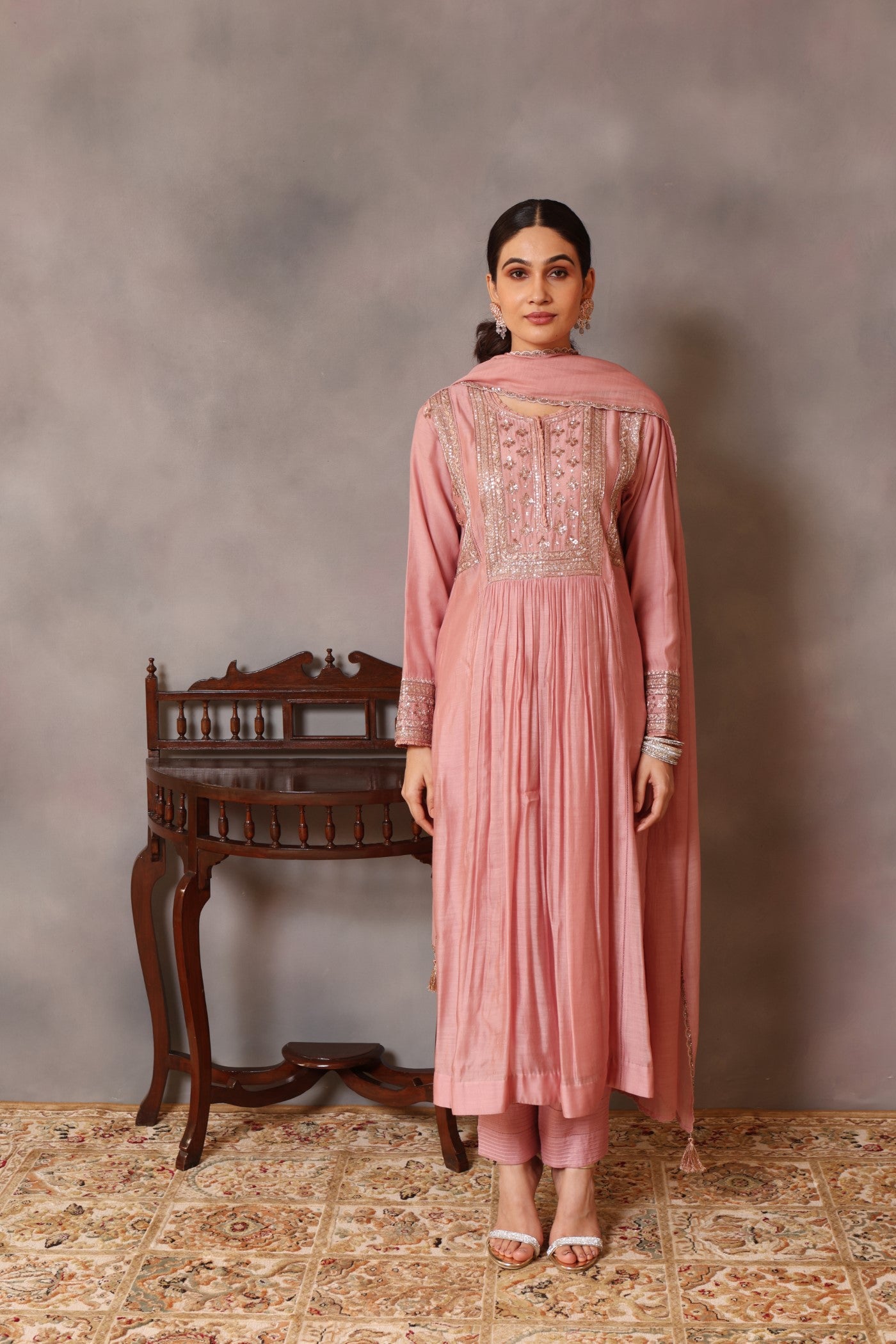 Hand Embroidered Dusty Pink Pure Silk Cotton Kurta Pants Set