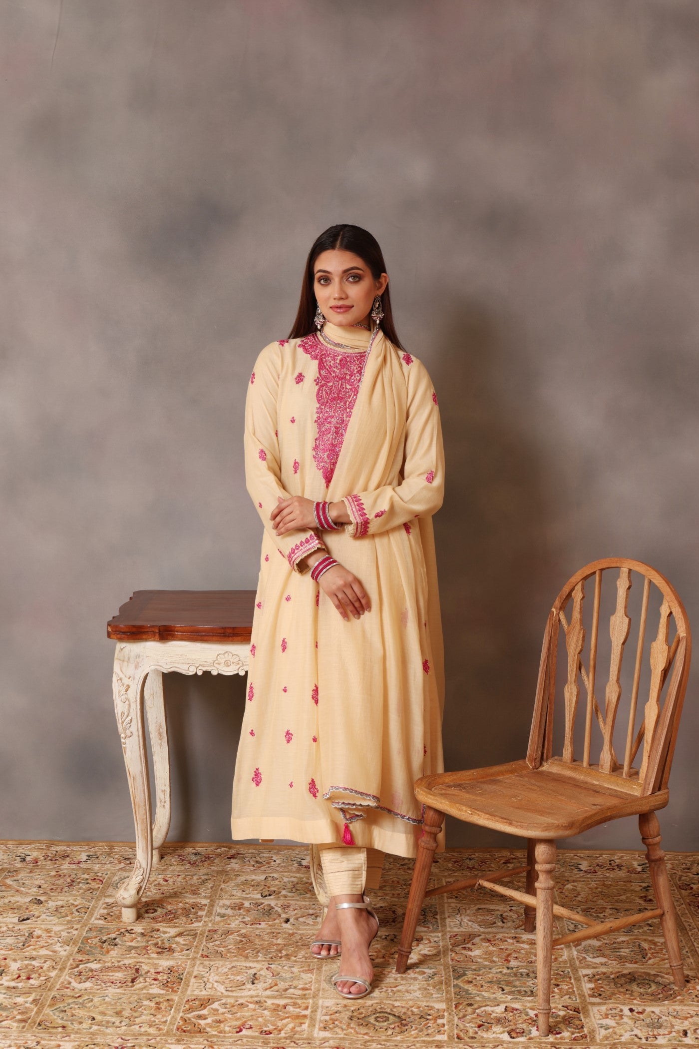 Hand Embroidered Ecru Pure Cotton Silk Kurta Pants Set