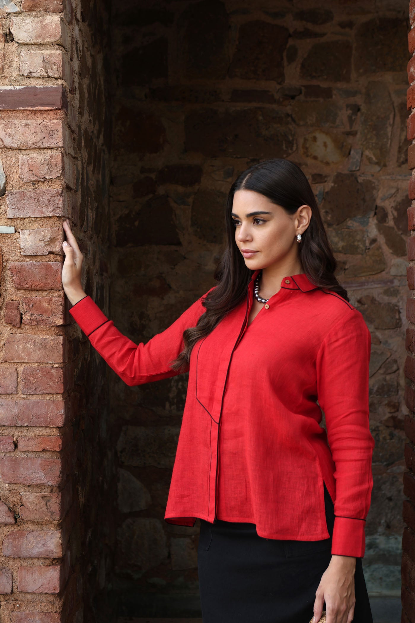 Tomato-Red Pure Linen Collared Front-Open Short Blouse With Contrast Edgings