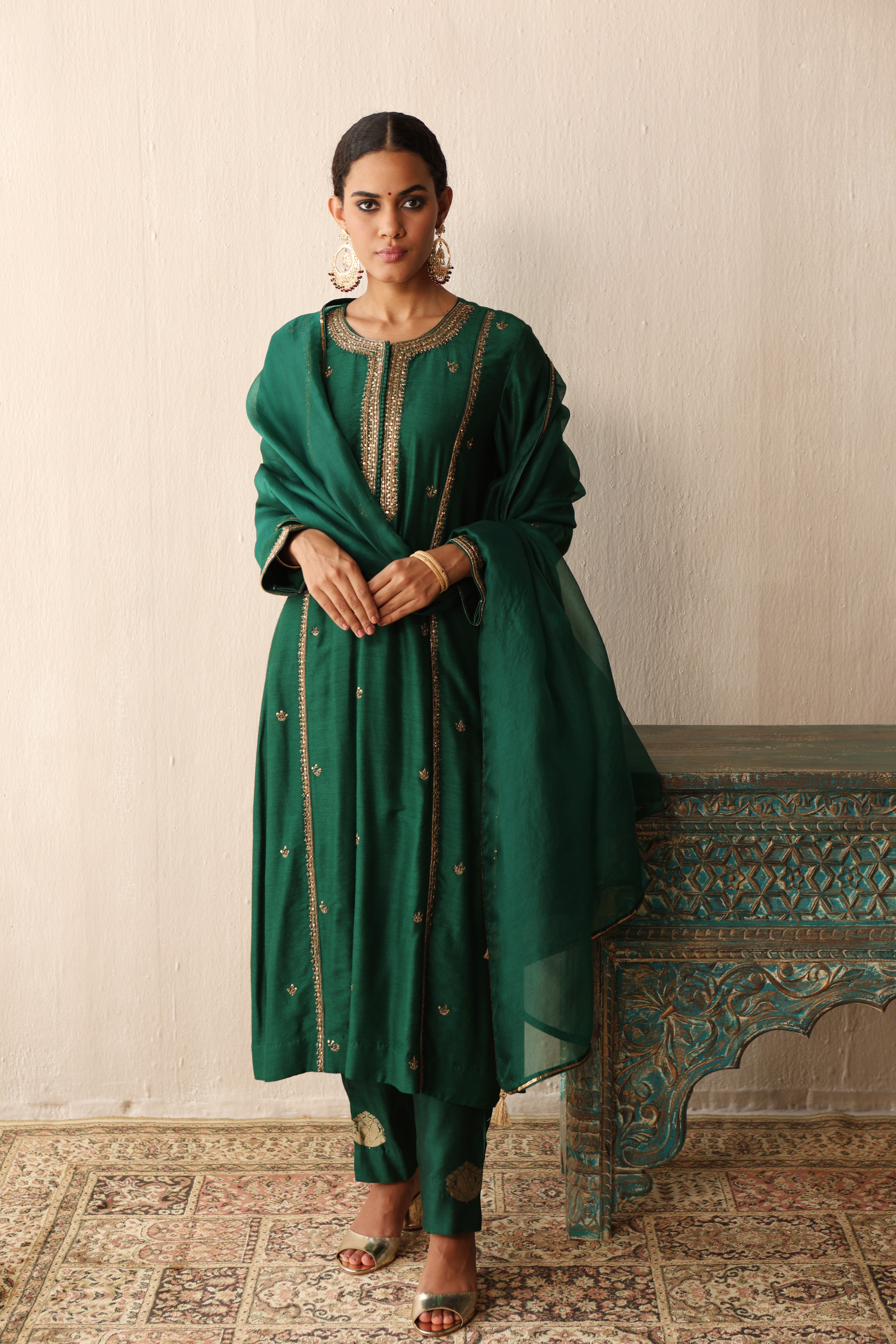 AMAZON-GREEN HAND-EMBROIDERED PURE MUGA-SILK KURTA-PANTS SET