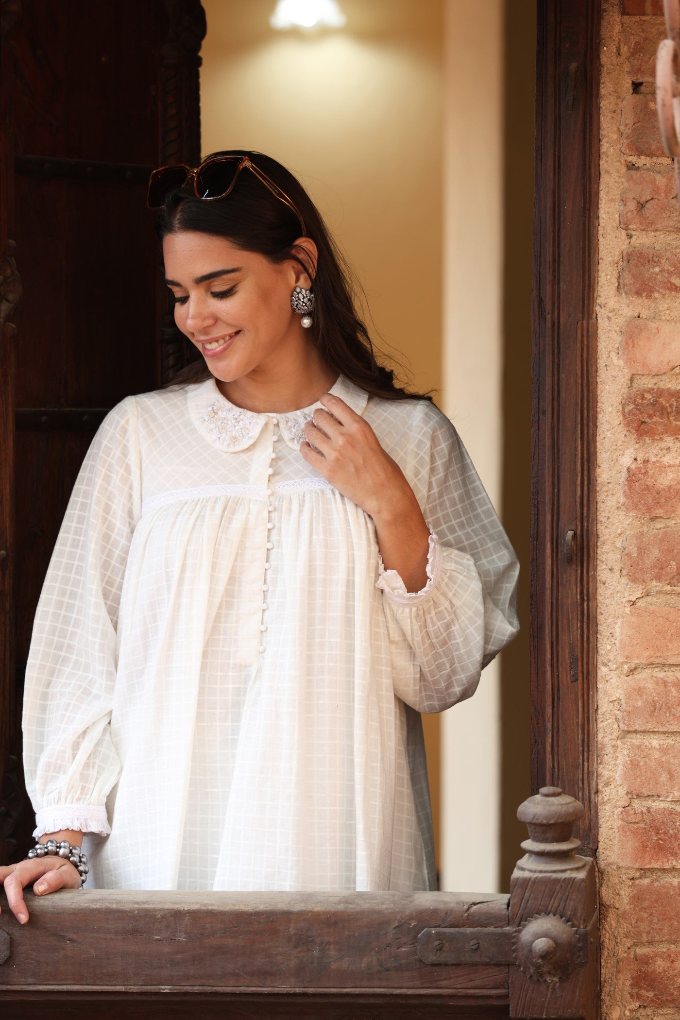 Off-White Handloom Pure Cotton Checks Short-Blouse With Front Gathers And Hand-Embroidered Collars