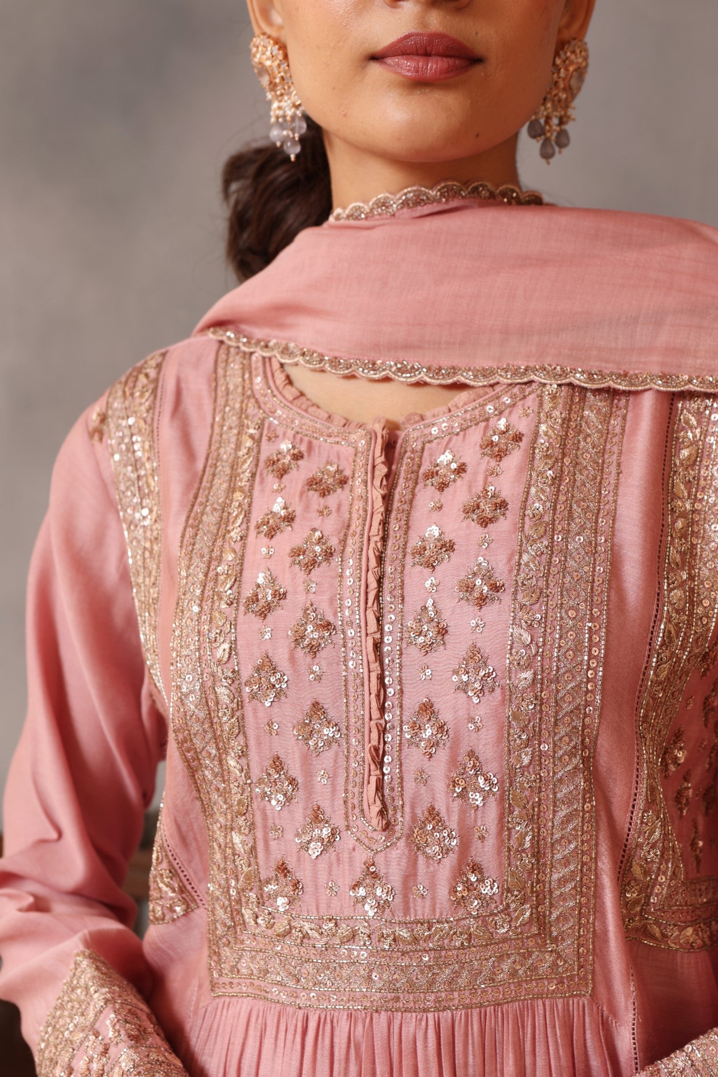 Hand Embroidered Dusty Pink Pure Silk Cotton Kurta Pants Set